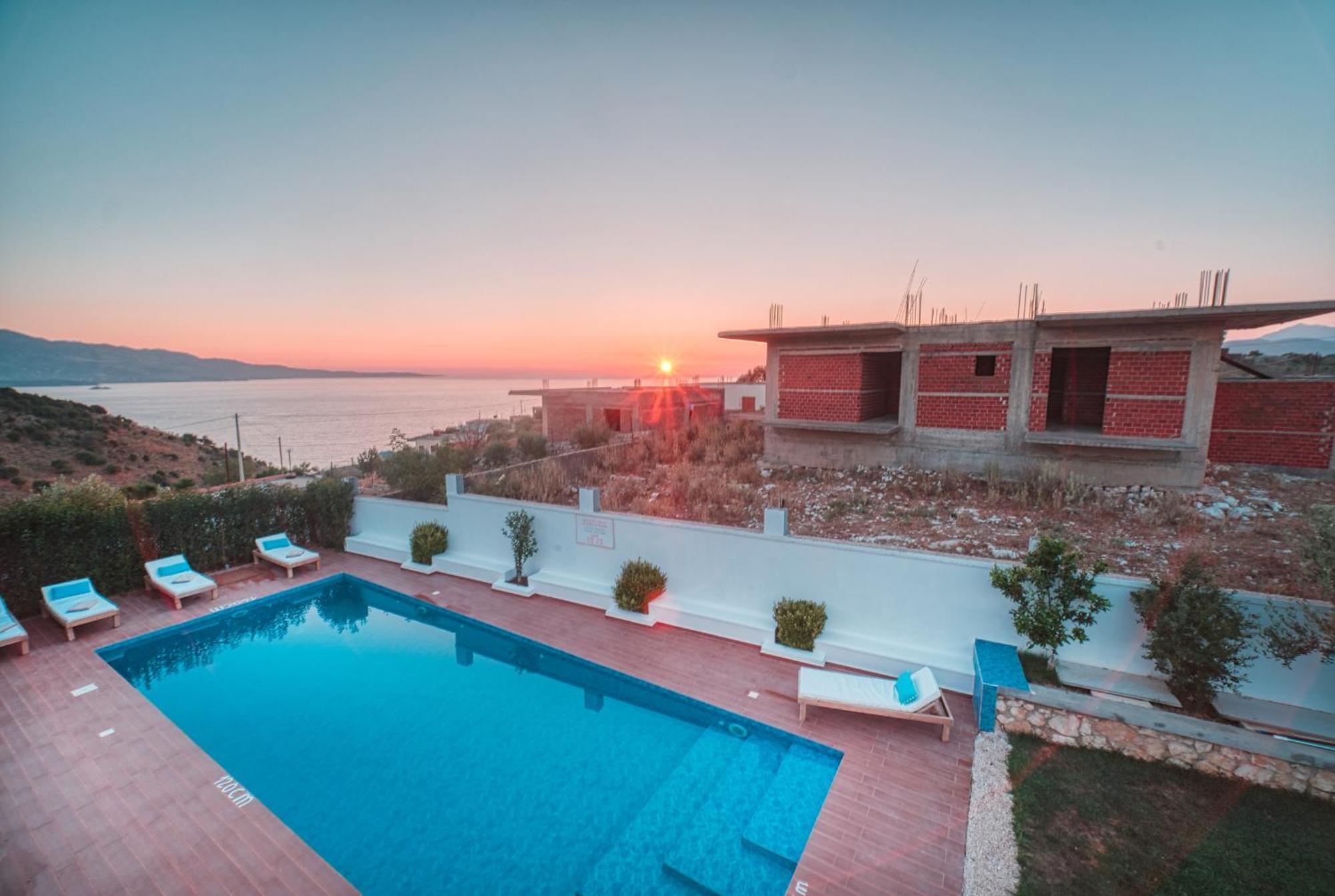Le Gjero Luxury Villa Ксамил Екстериор снимка