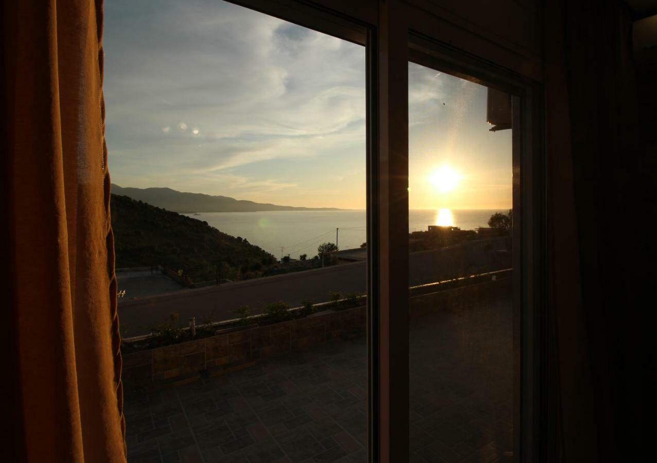 Le Gjero Luxury Villa Ксамил Екстериор снимка