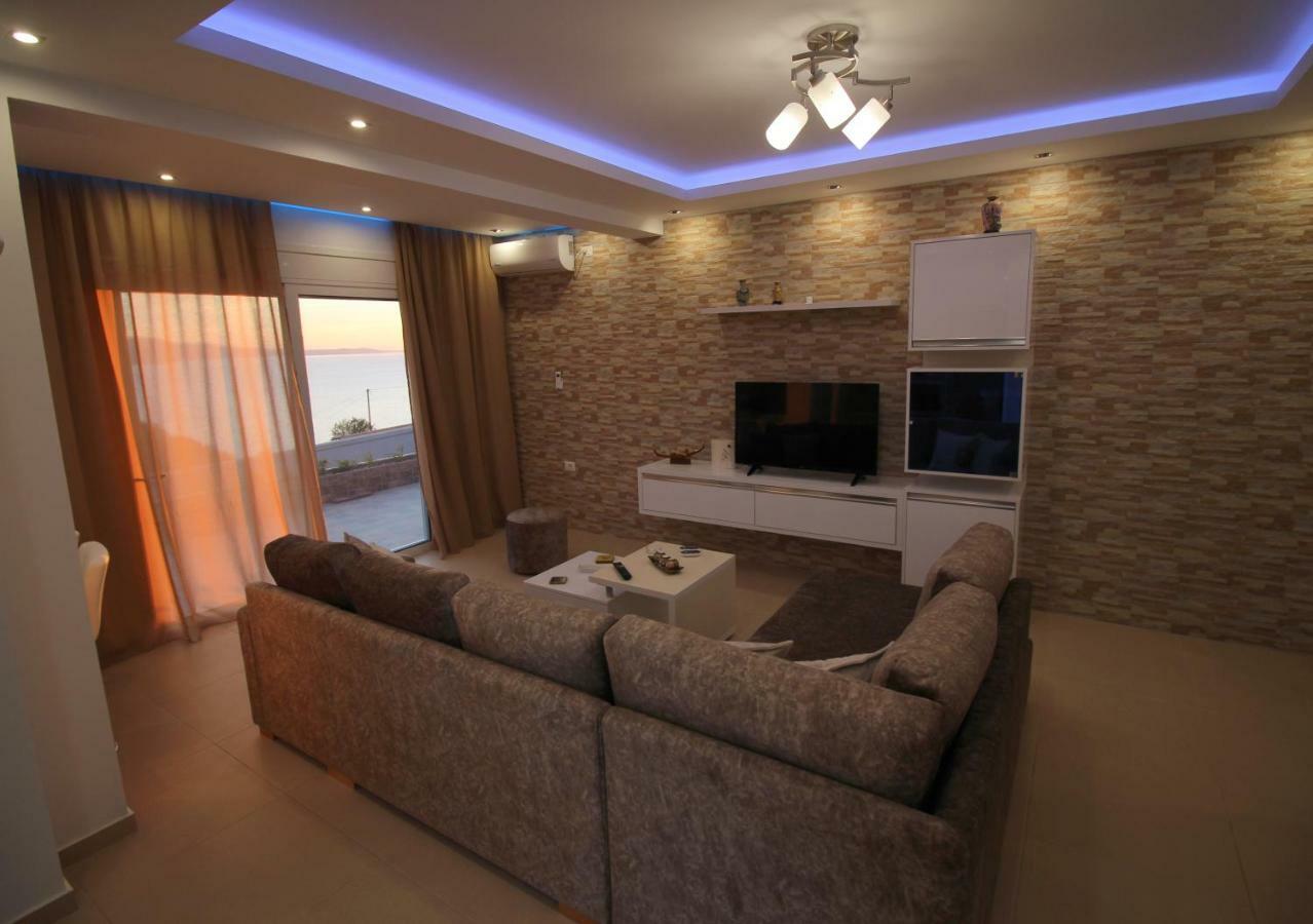 Le Gjero Luxury Villa Ксамил Екстериор снимка
