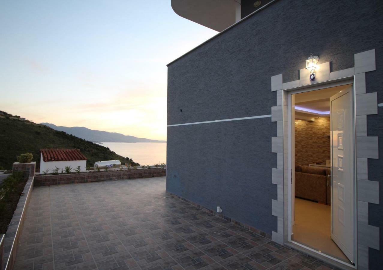 Le Gjero Luxury Villa Ксамил Екстериор снимка